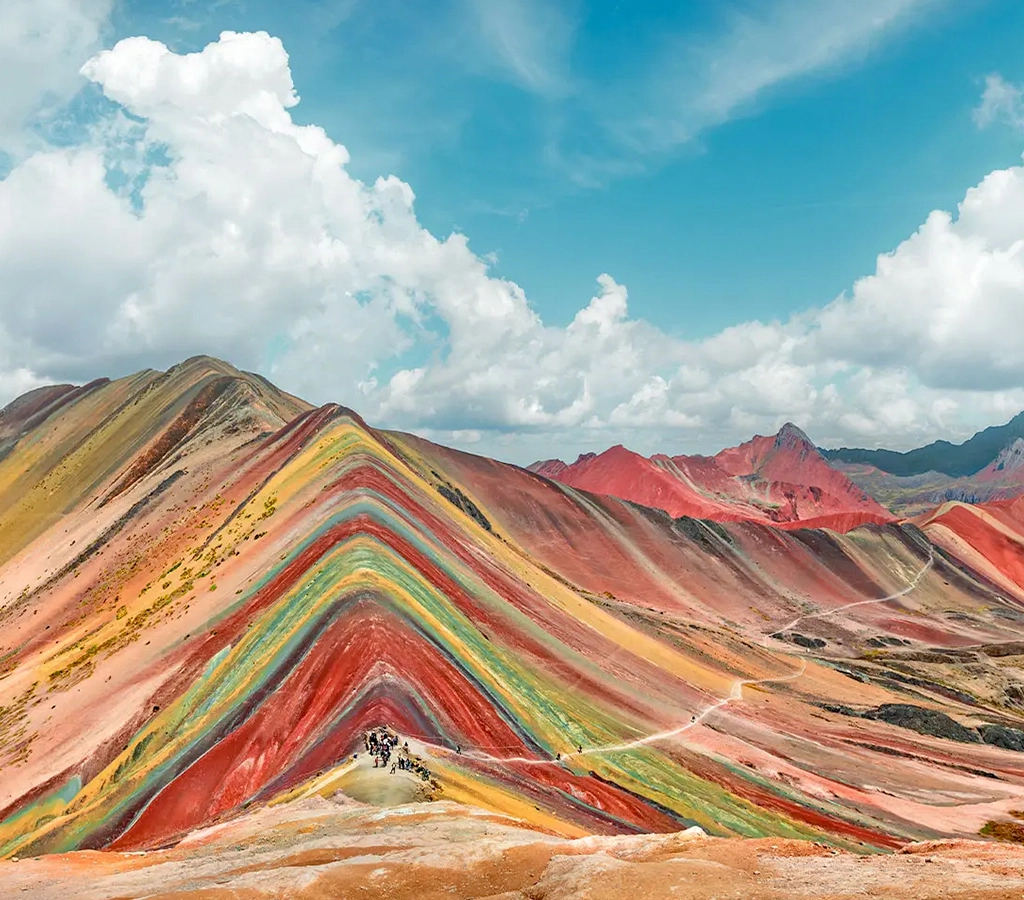 1024-x-900-Montaña-de-7-colores