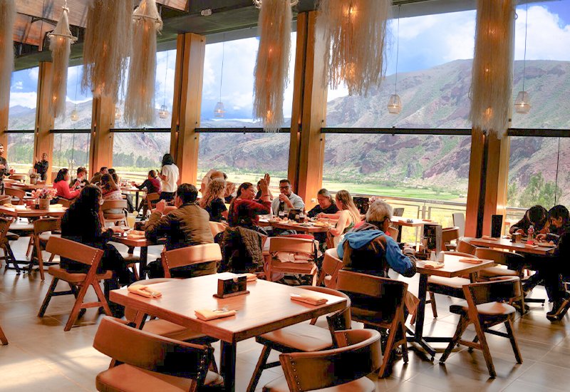 800 x 550 almuerzo en Urubamba